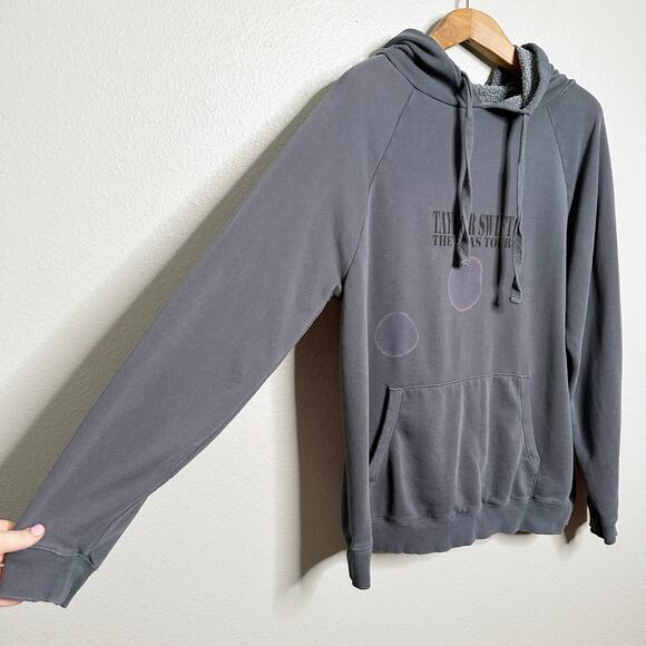 Taylor Swift Official The Eras Tour Merch 2023-2024 Hoodie Size Medium Distress - Picture 2 of 11